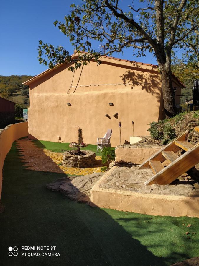 La Casa De Los Bonales Arroyomolinos de León Exterior photo